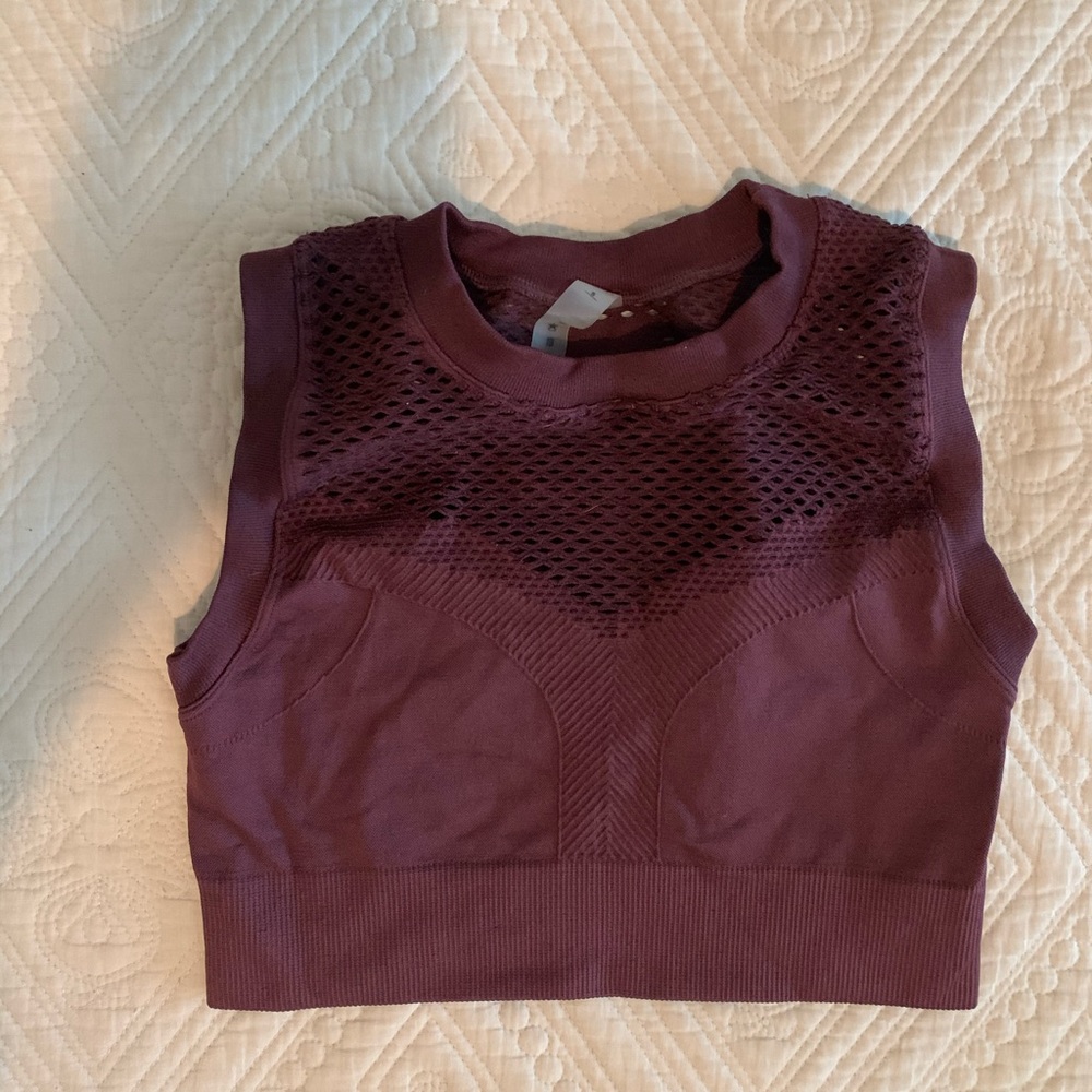 Crop athletic top/bra